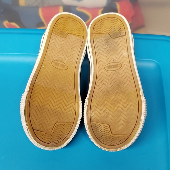 Army Green Shoe - Picture 5 of 5